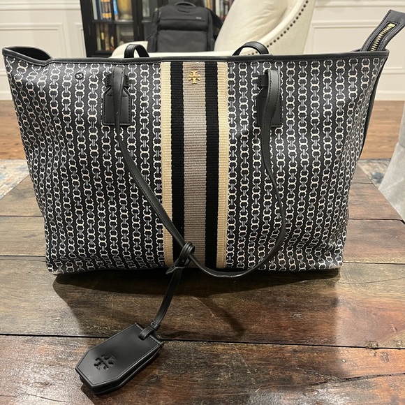 Tory Burch Gemini canvas coated LARGE TOTE Gemini Link GUC - Picture 1 of 16